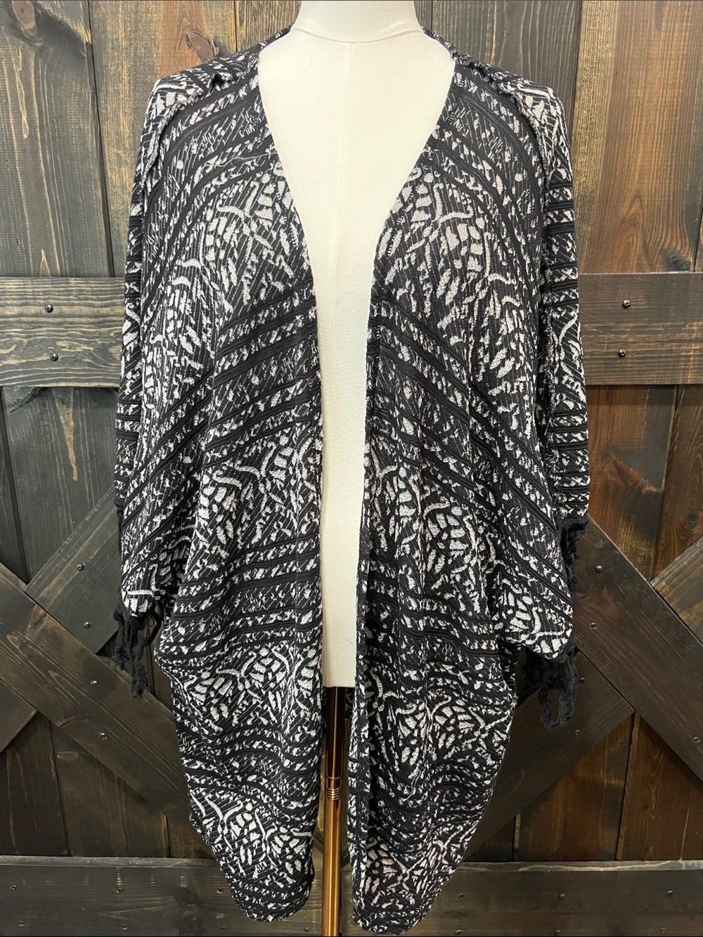 Free People Oversized Fringe Kimono Open Cardigan XS S Geo Printed Boho Layering